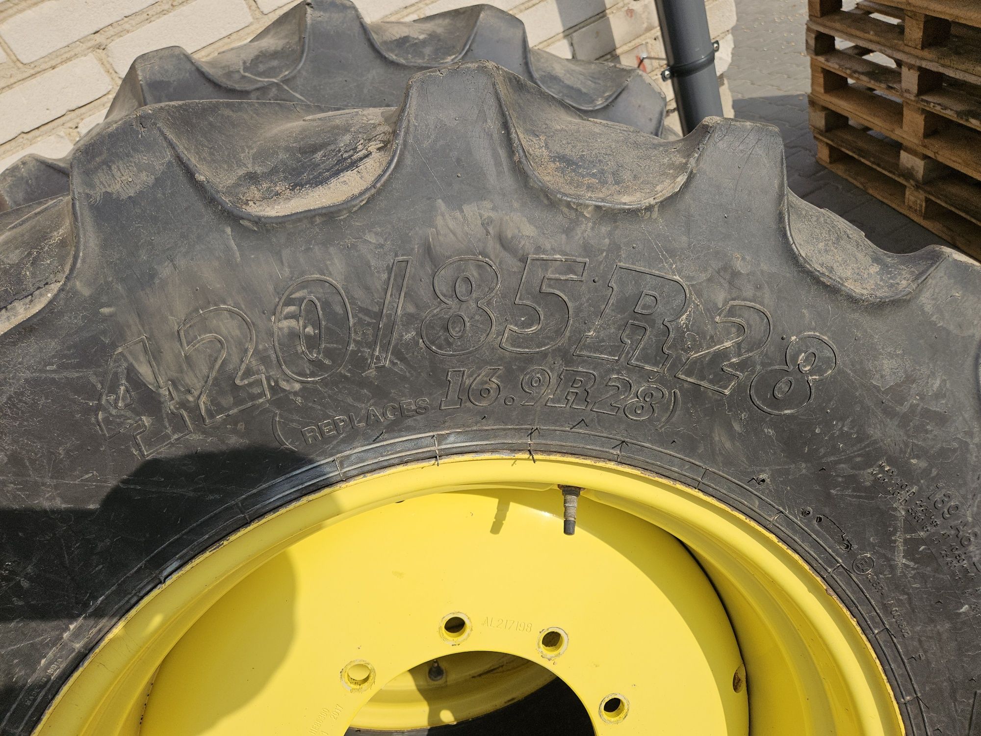 Koła John Deere komplet