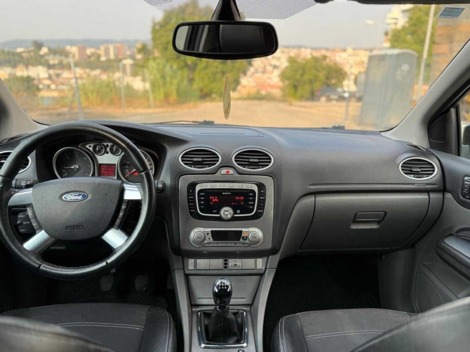 Ford Focus Titanium 1.6HDI 110CV 5Lugares
