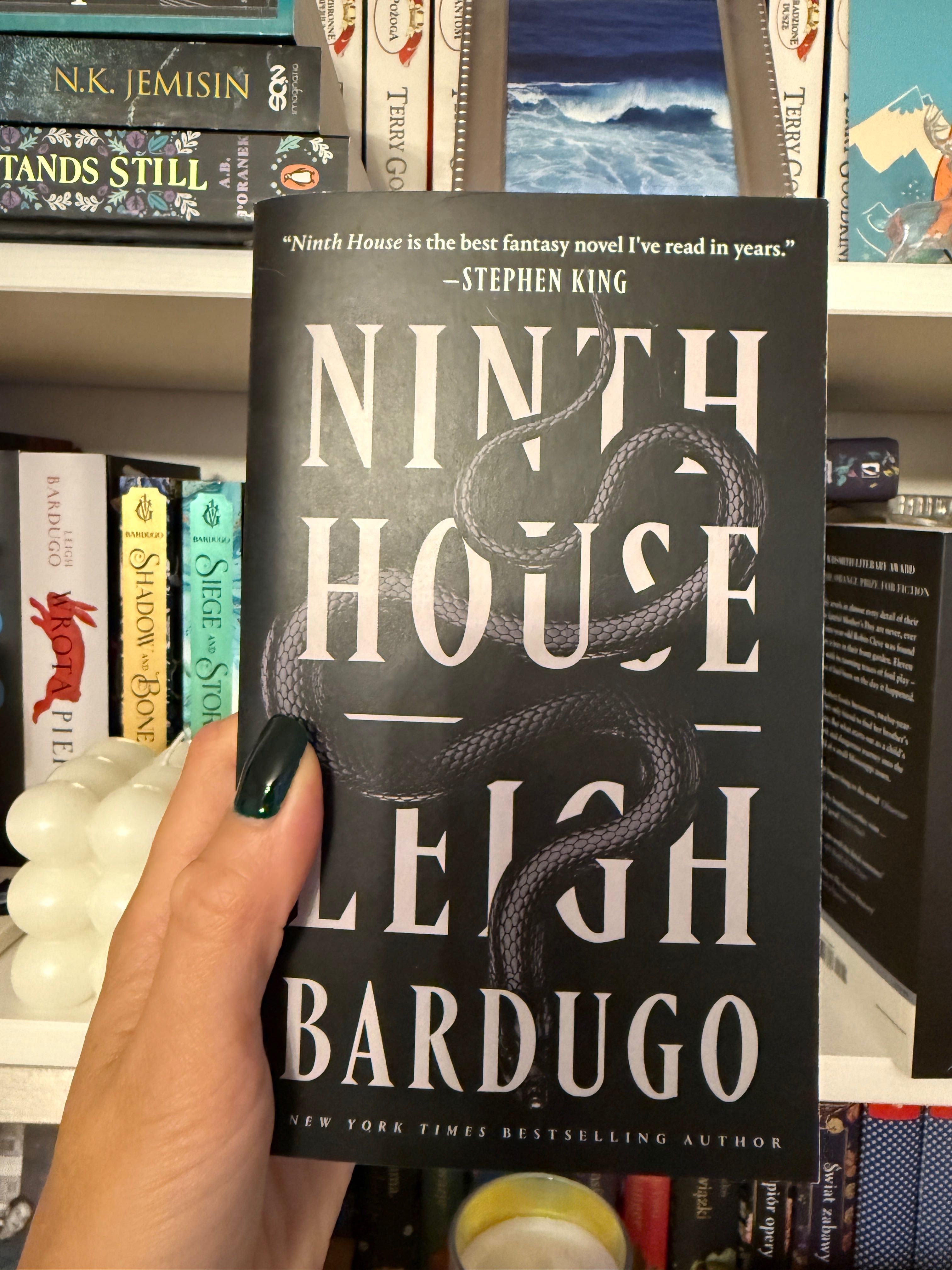 Ninth house Leigh Bardugo książka po angielsku, wydanie kieszonkowe