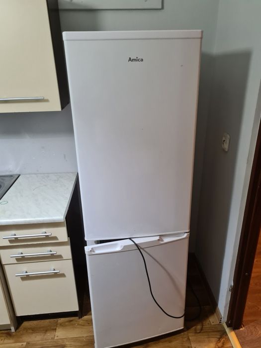 Lodówka z zamrażarką amica 55cm*169cm