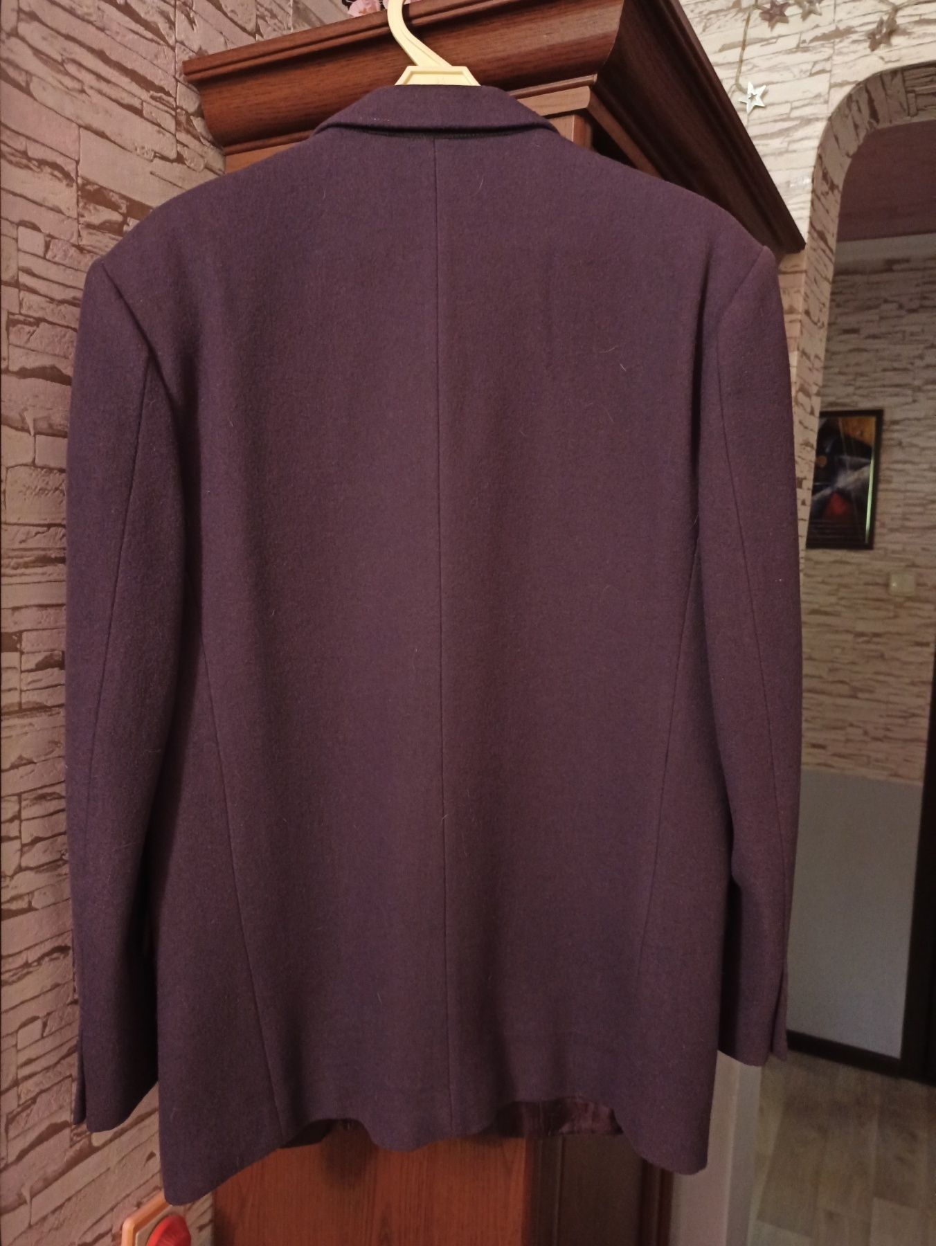 Продам пиджаки мужские р. 50-52