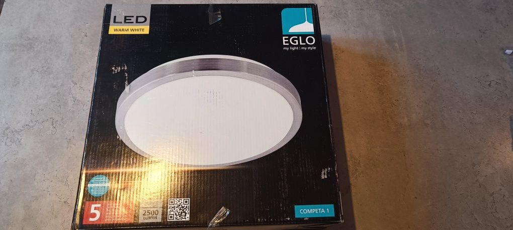 Plafon LED Eglo.