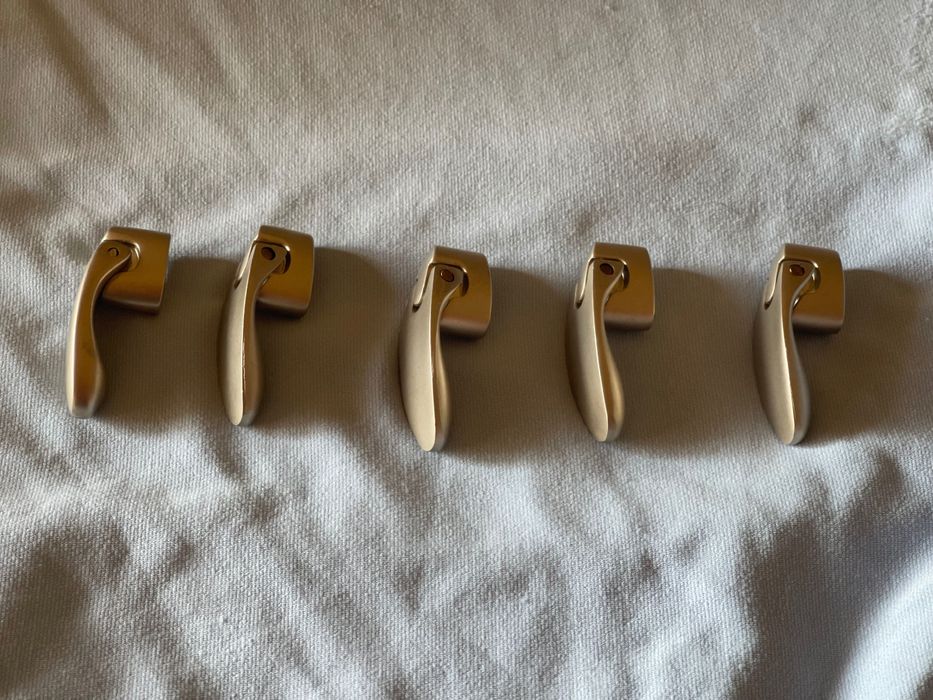 Conjunto de puxadores NOVOS 5 + 1 em aço inox sem brilho