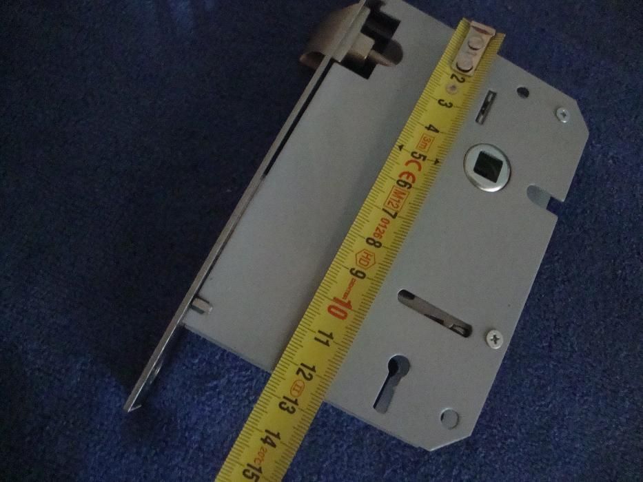 Fechaduras com chave (5 unidades novas)