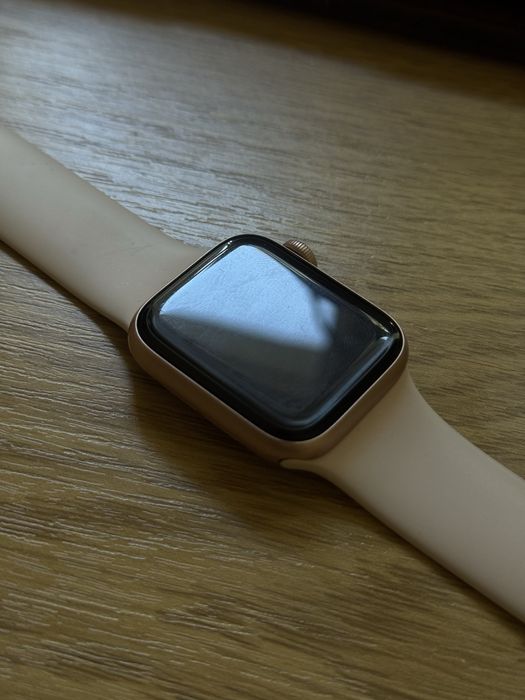 Apple watch 5 40 mm тільки самовивіз