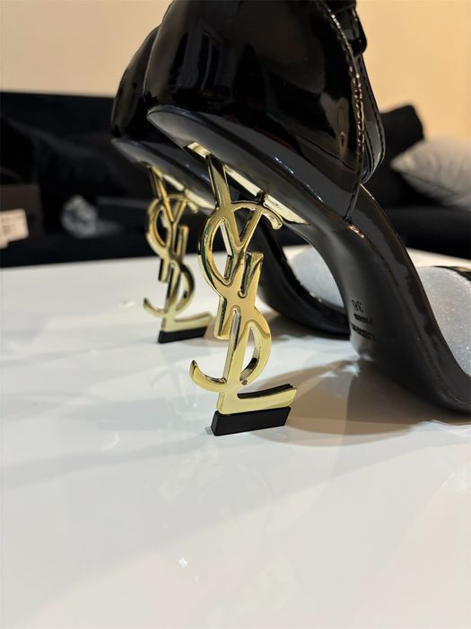 Czarne szpilki YSL 36