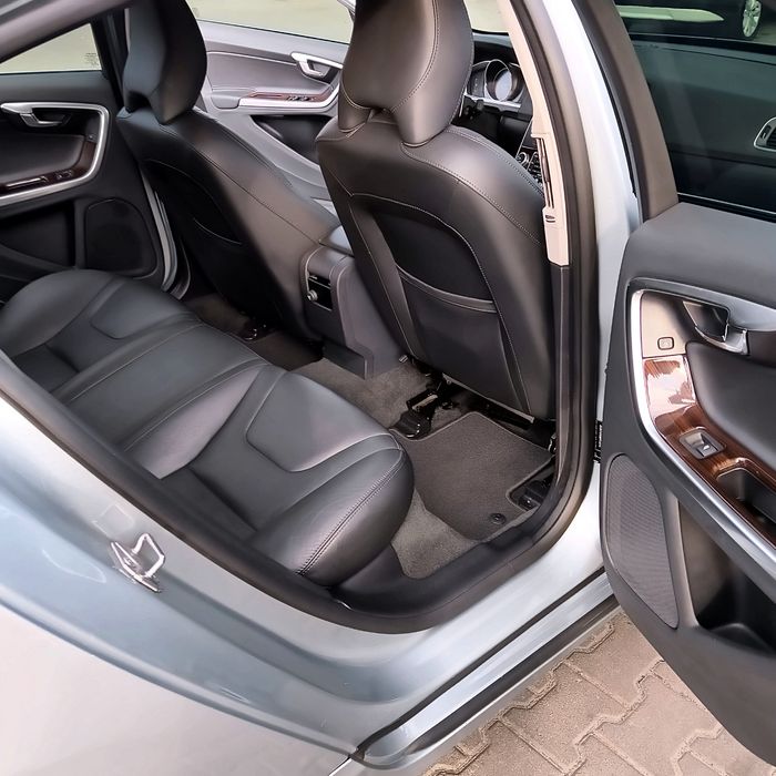 Volvo S60 d4 2017, дизель, макс.