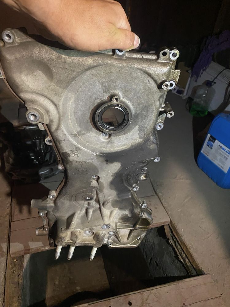 Бокова кришка двигуна Ford Fusion USA 2.5 дорест.