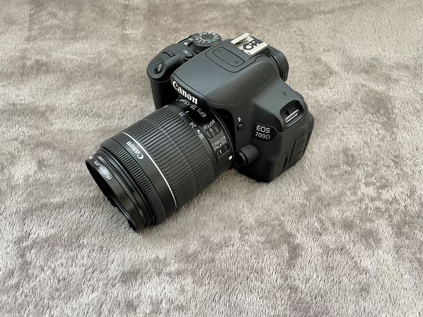 Canon 700D EF-S 18-55 IS STM kit. Полная комплектация.