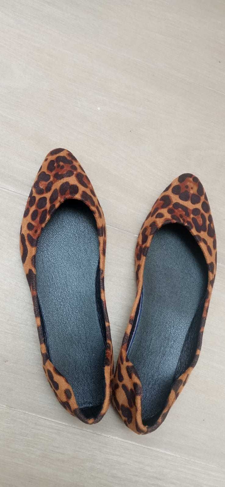 Sapatos leopardo