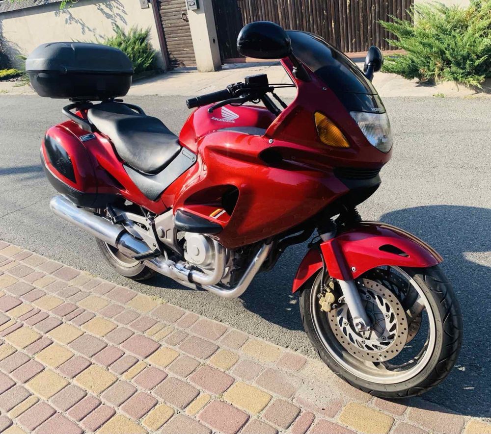 Продам Honda Deaville 650