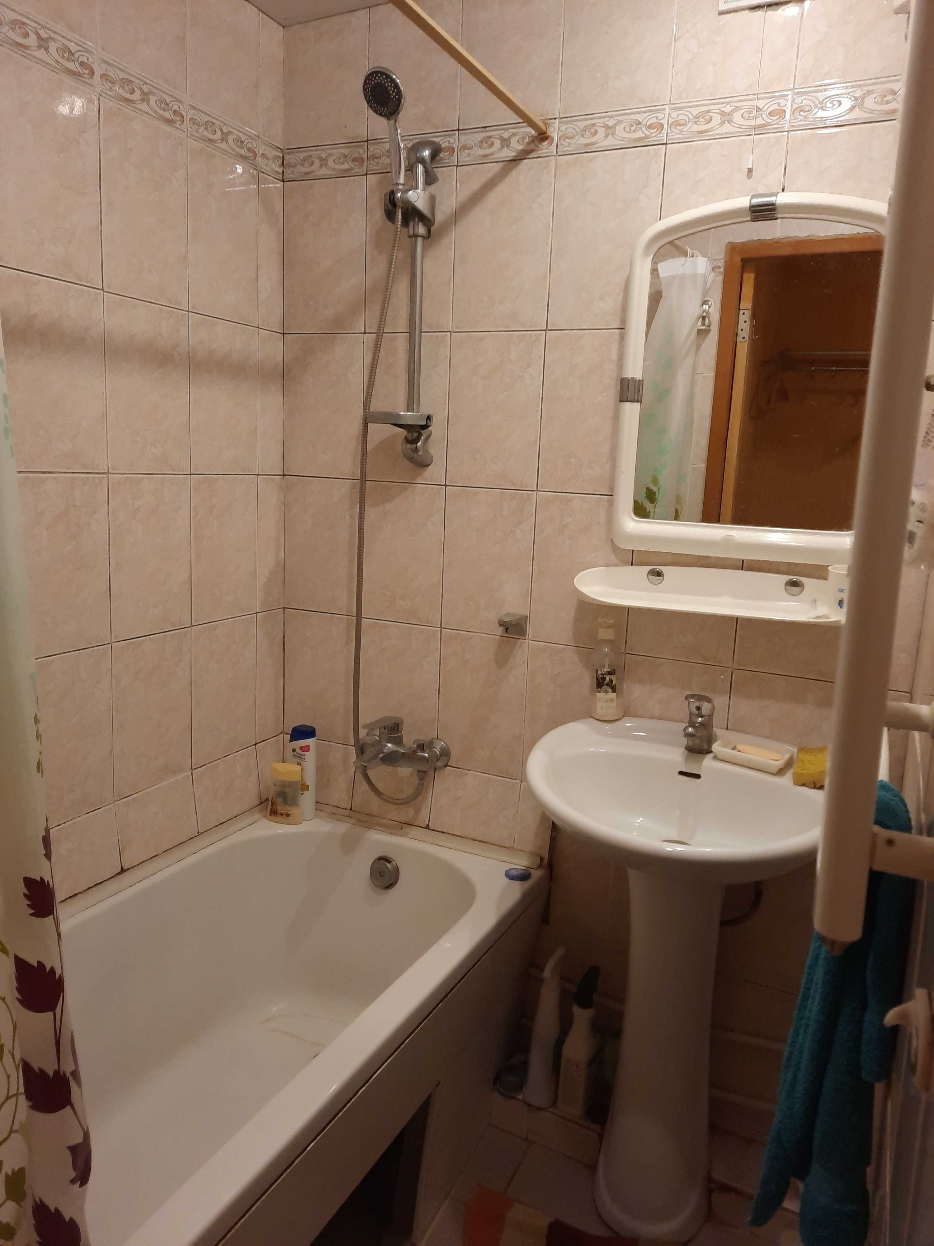 Продам 3 к. кв. п. Жуковского, ул. Астрономическая, высотка.