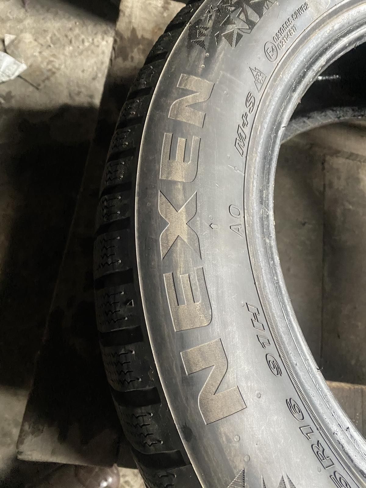 205.55.16 Nexen 1шт зима БУ склад шины резина из Европы 55 R16