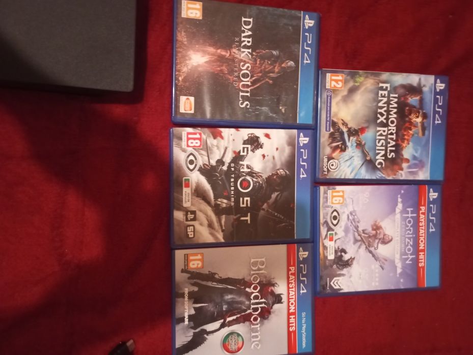 PS4 Pro 1Tb como nova