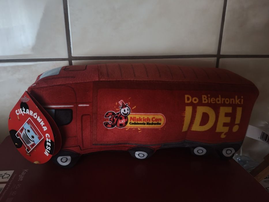 Ciężarówka czesia maskotka biedronka biedromaniak