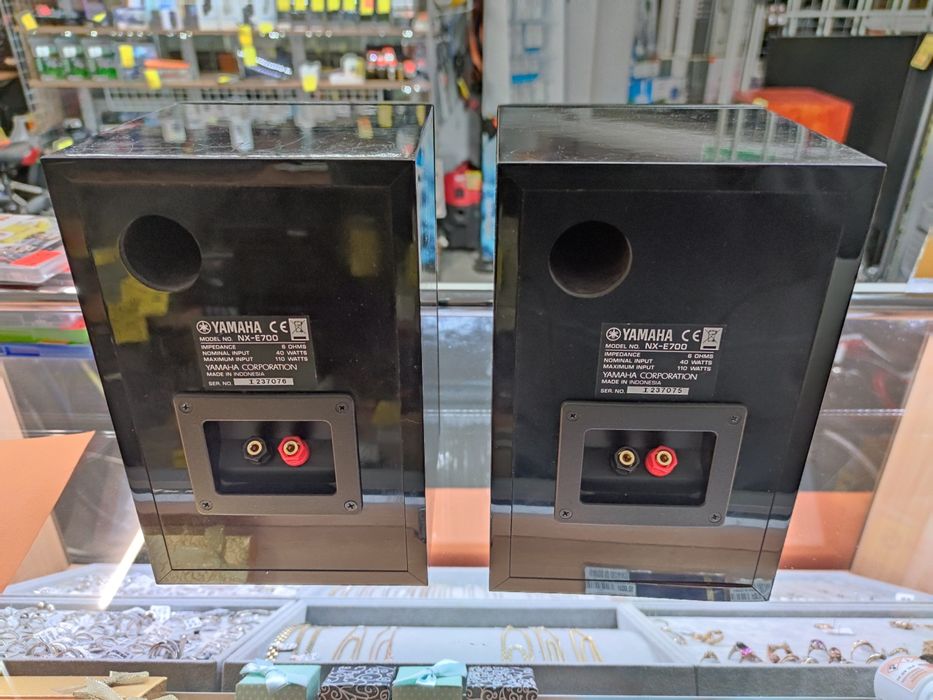 Kolumny YAMAHA NX-E700 komis Madej Tarnów