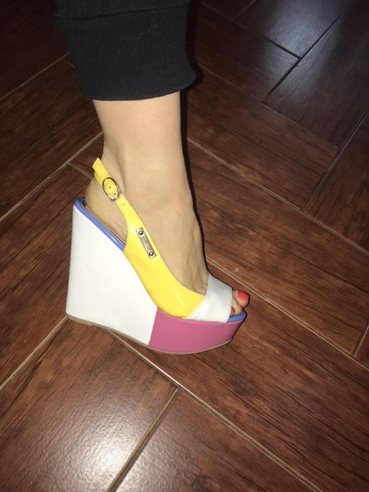 Босоножки  Кожа платформа Miraton