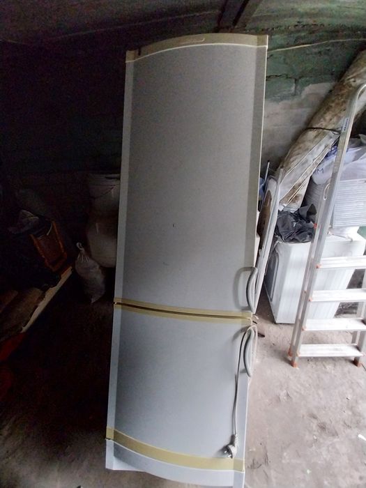 Холодильник Cylinda