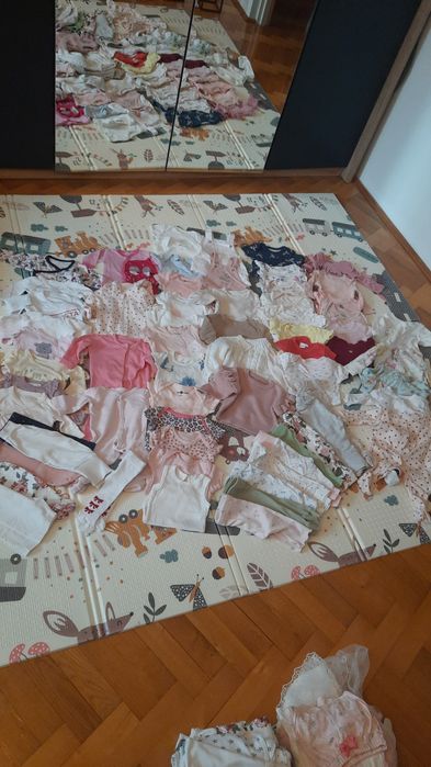 Paczkę ciuchów dla dziewczynki 56/62