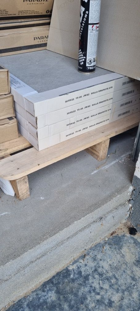 Kafle plytki Tubądzin Aulla Graphite STR 59,8x59,8 4paczki =  7,20m2