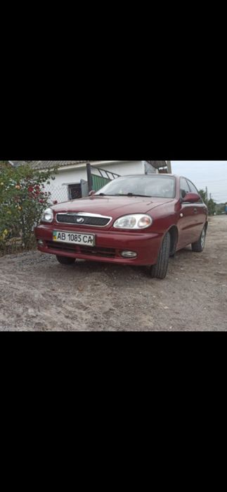 Автомобіль сенс 2013 року