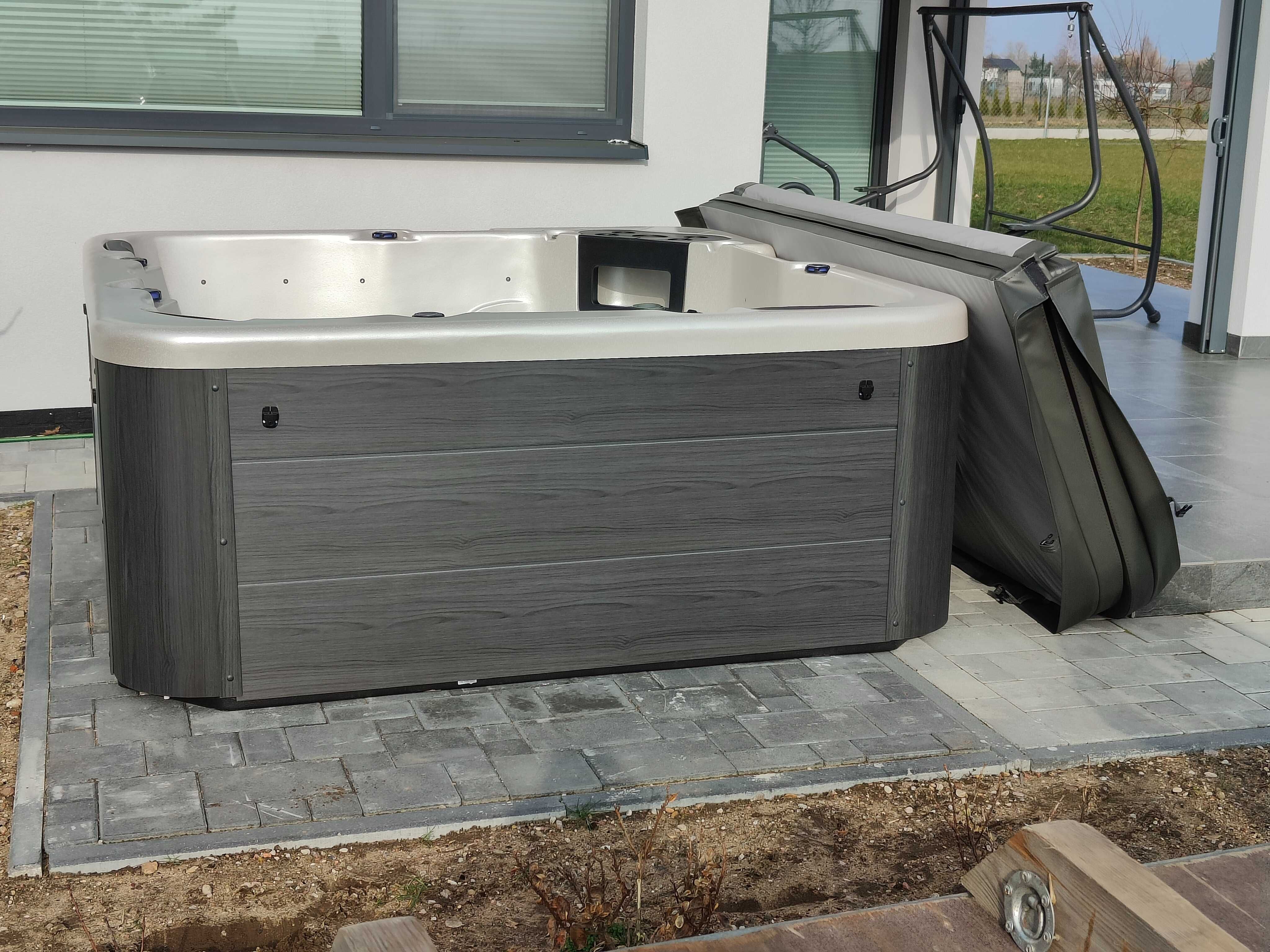 Nowa wanna spa- Balboa , aristech , LED, Bluetooth , 218x218 cm