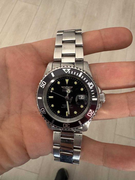 Invicta годинник