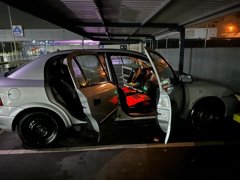 Opel astra 1.4 bom estado