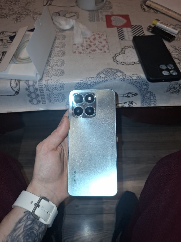 Telefon na sprzedaż Honor X6a