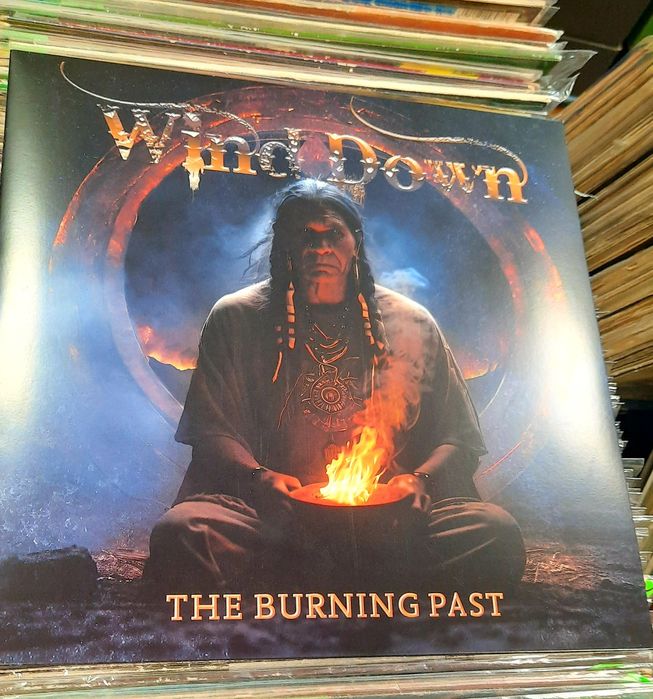 Wind Down: The Burning Past- Winyl z autografami