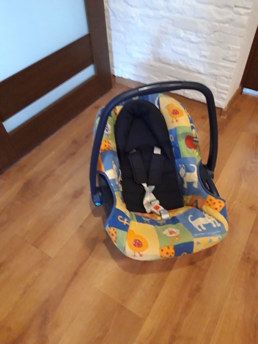 Nosidelko Maxi Cosi