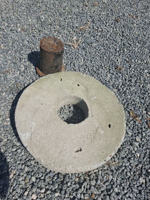 Zasuwa do wody płyta betonowa