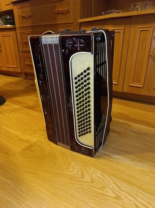 Sprzedam akordeon hohner