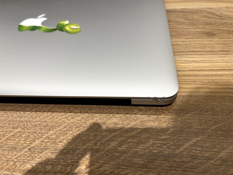 MacBook Pro Intel i7 2.8GHz 15,4" 16GB RAM 1TB SSD Mid-2015 +akcesoria