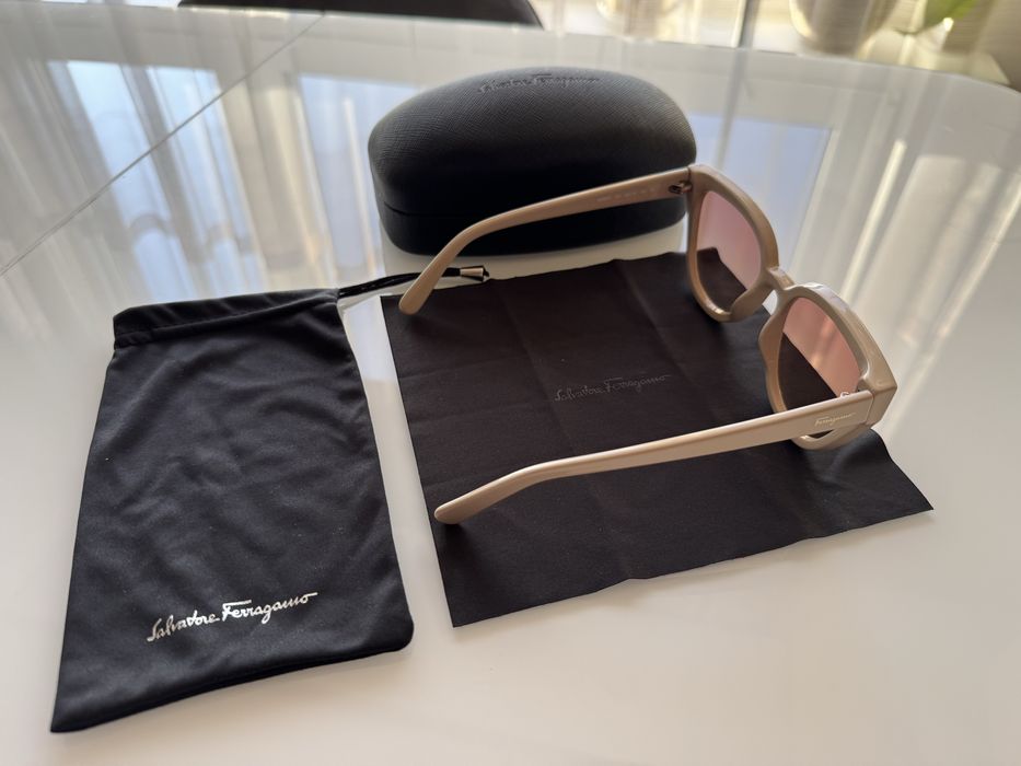 Сонячні окуляри Salvatore Ferragamo SF997S