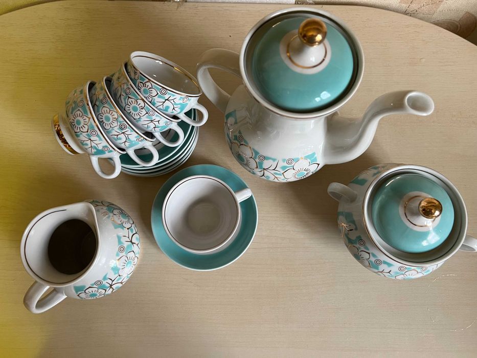 Кавові сервізи. Порцеляновий сервіз виробництва Довбиш