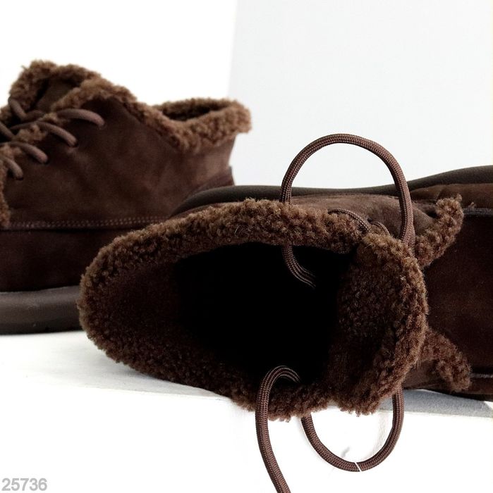 Жіночі шкіряні зимові черевики в кольорах