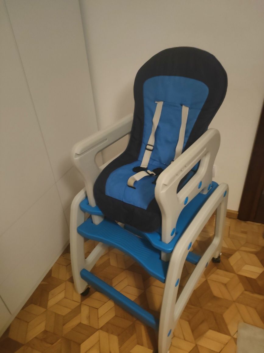 Krzesełko do karmienia  Stolik i krzesełko dla dziecka