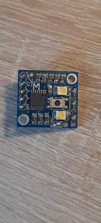 Czujnik światła RGB ML8511 (Arduino)