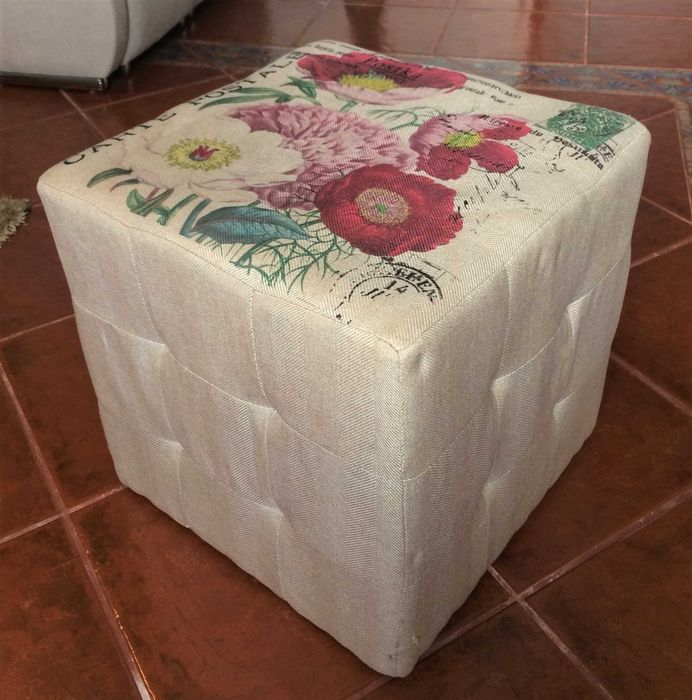 Banco cubo, acolchoado