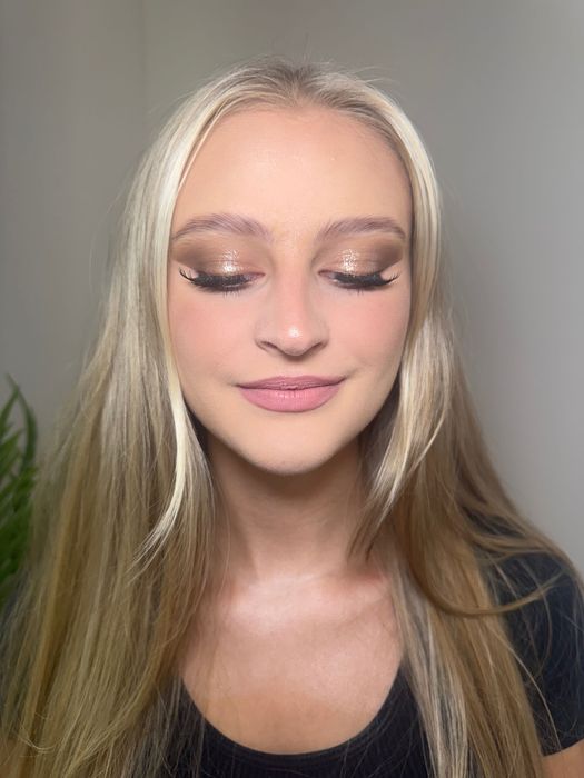 Makijaż okolicznościowy/ślubny/studniówkowy/do sesji Kraków