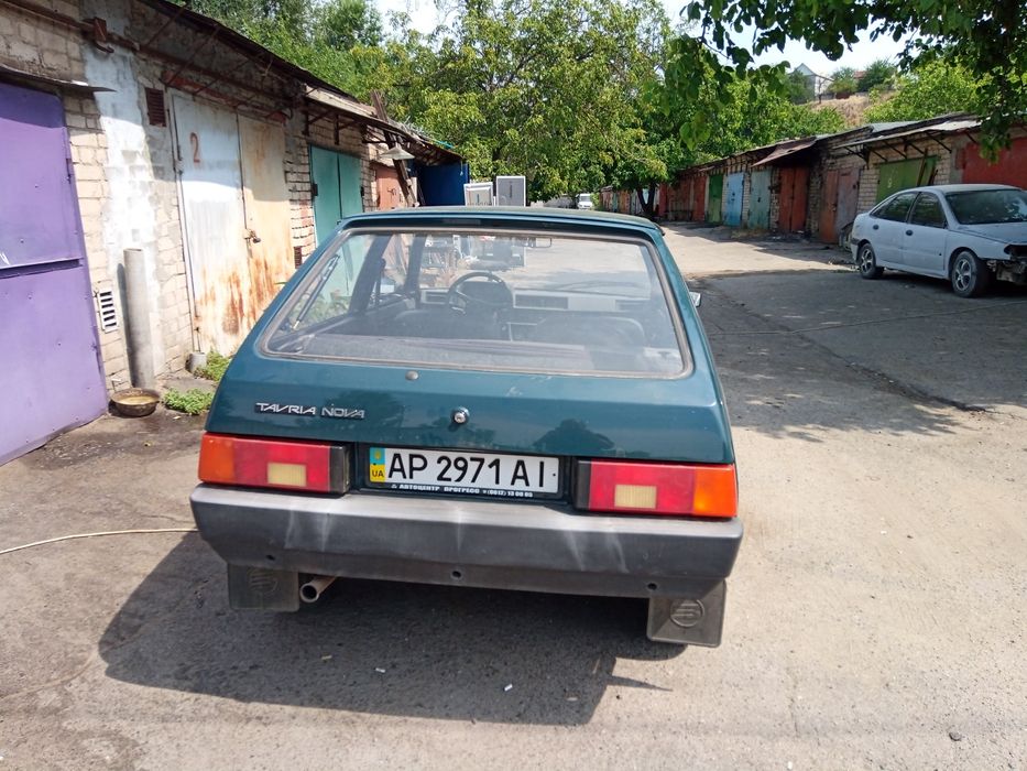 ЗАЗ 1102 Таврия в новом состоянии,капсула времени 9000 км