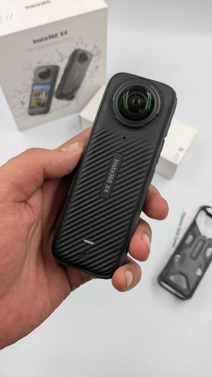 Екшн-камера Insta360 X4 (360° 8K)