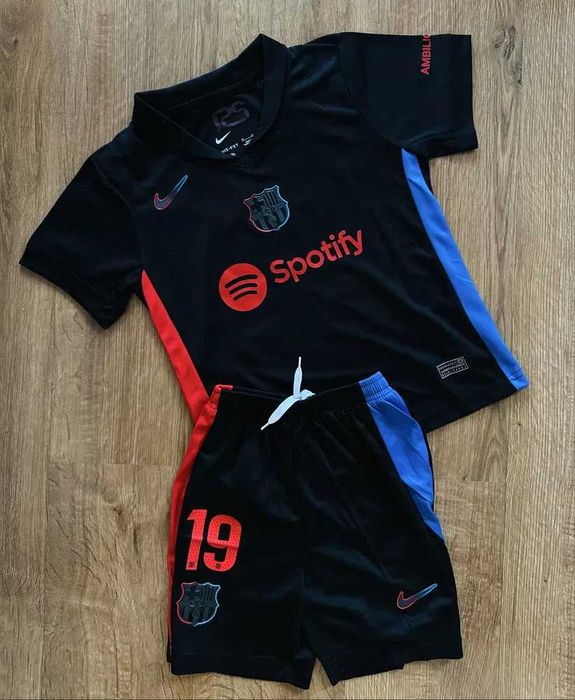 Strój dziecięcy #19 Lamine Yamal FC Barcelona wyjazdowa R.26