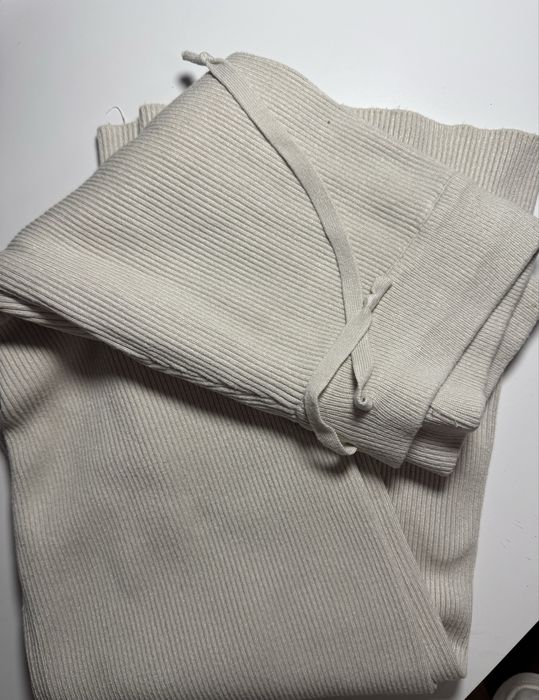 Штани Stradivarius