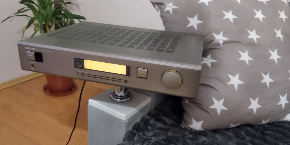 Усилок підсилювач ресивер японія