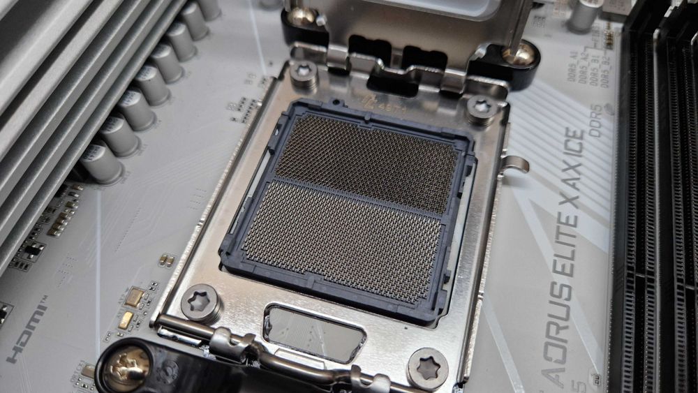 Płyta główna Gigabyte B650E AORUS ELITE X AX ICE box gwarancja  N2324