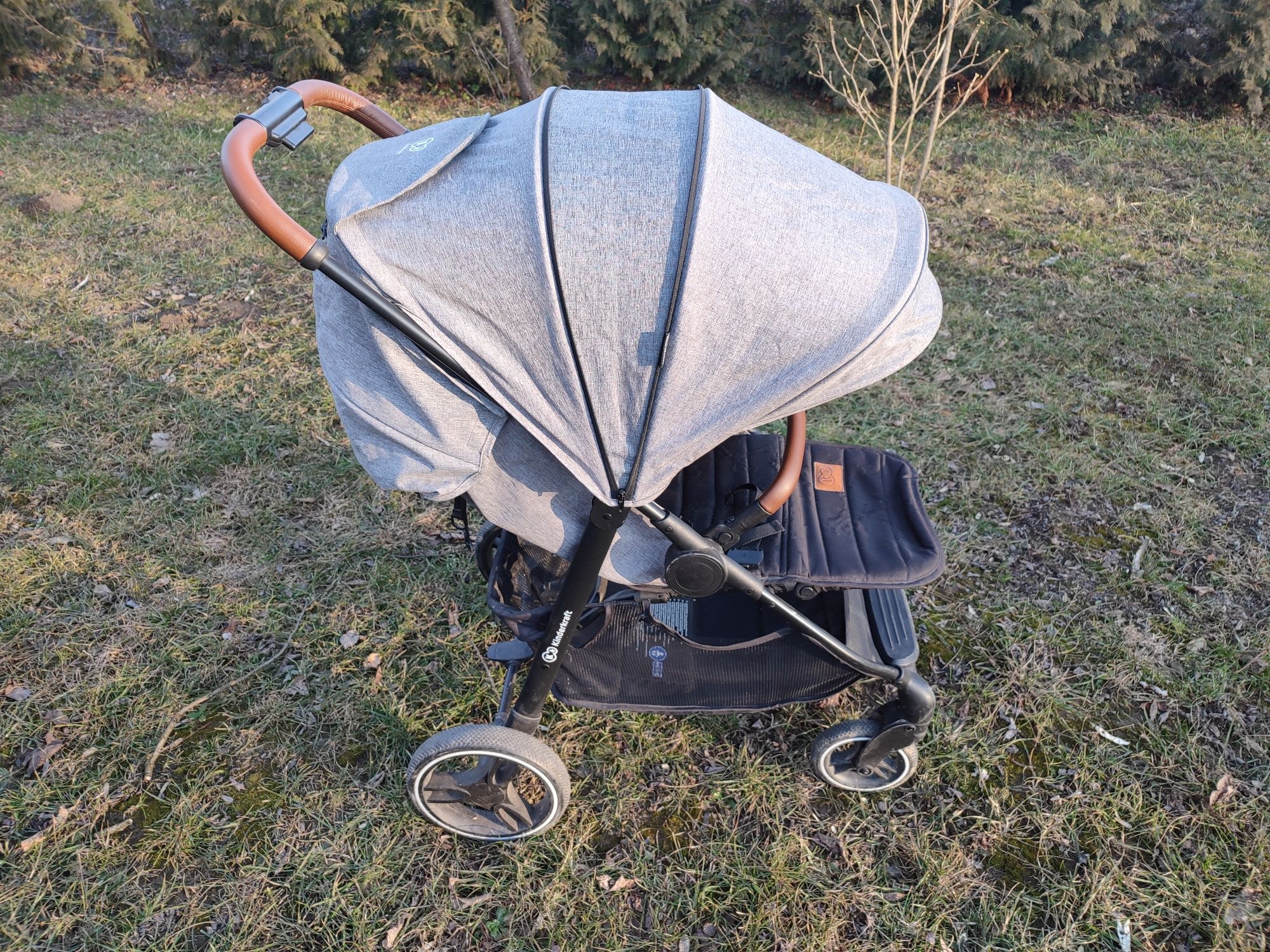 Wózek spacerowy Kinderkraft Grande LX