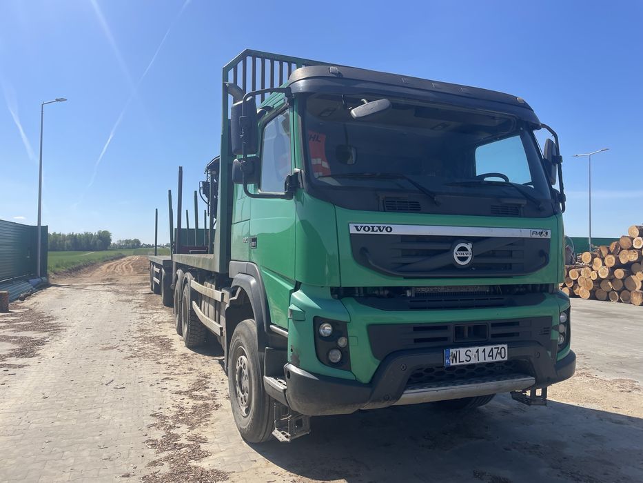 Volvo FM X z zabudową leśną do przewozu drewna