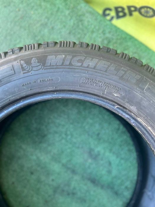 Шини Michelin 215/60 r17c резина пара зима  склад б/у